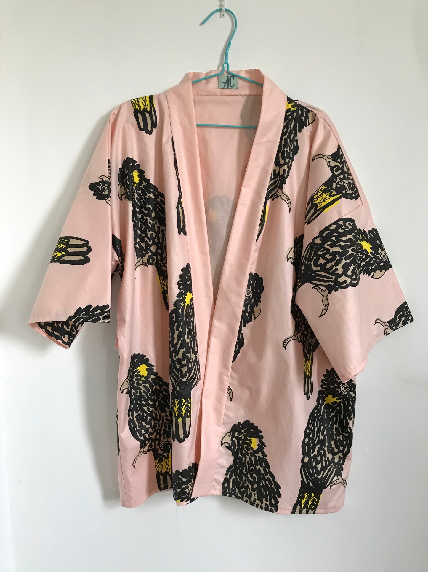 Housecoat with Yellow-tailed Black Cockatoos